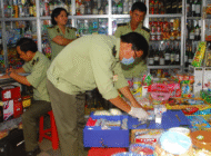 <b>Thanh tra, kiểm tra và xử lý vi phạm ATTP trong “Tháng hành động vì chất lượng VSATTP” năm 2014</b><br />Trong “Tháng hành động vì chất... Thanh tra, kiểm tra và xử lý vi phạm ATTP trong “Tháng hành động vì chất lượng VSATTP” năm 2014