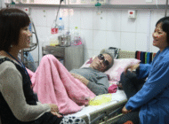 <b>Người cao tuổi được ưu tiên khám bệnh trước</b><br />Người cao tuổi từ 75 tuổi... Người cao tuổi được ưu tiên khám bệnh trước