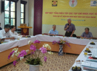 <b>Họp mặt tổng biên tập các tạp chí khoa học sức khoẻ</b><br />Nhân dịp kỷ niêm 90 năm... Họp mặt tổng biên tập các tạp chí khoa học sức khoẻ