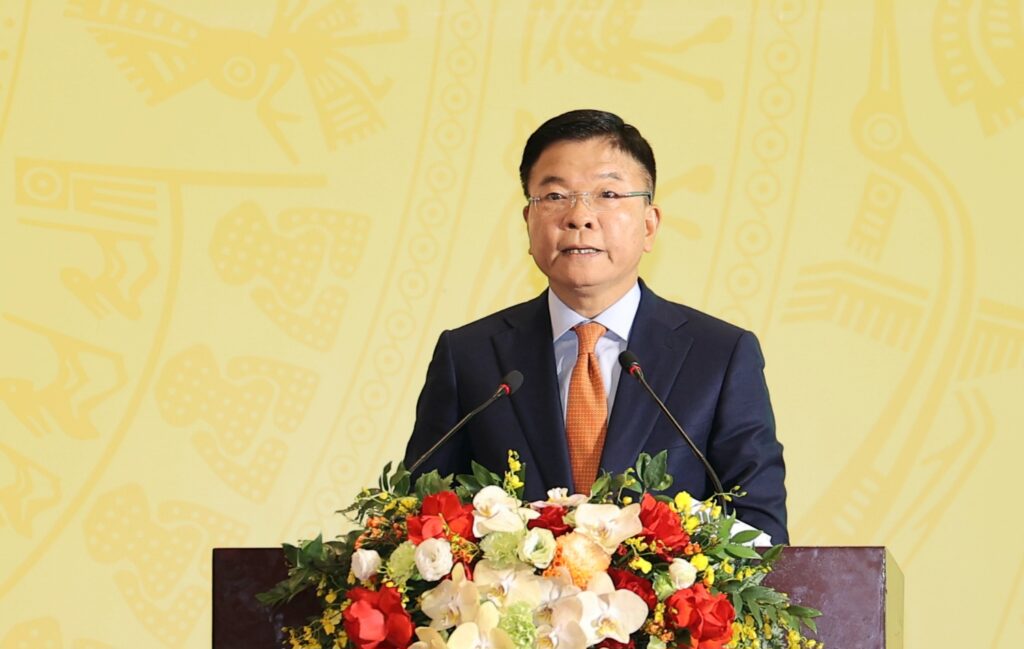 Phó Thủ tướng Lê Thành Long: Toàn ngành Y tế phấn đấu để tạo đột phá tăng cường bảo vệ, chăm sóc và nâng cao sức khỏe Nhân dân- Ảnh 1.